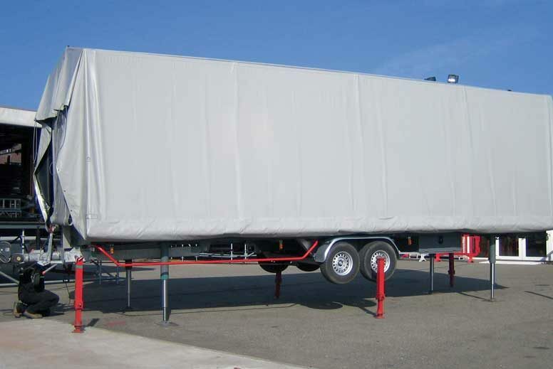 Scène mobile Europodium Hydrau IV de 9 x 6,7m