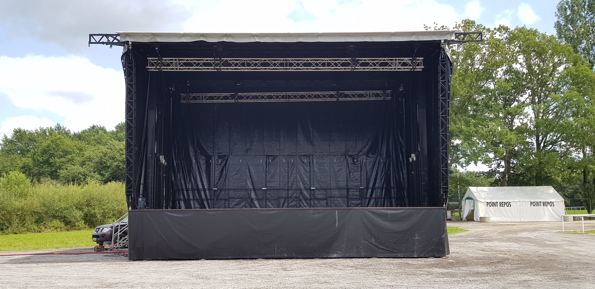 Scène mobile Europodium Hydrau IV de 9 x 6,7m