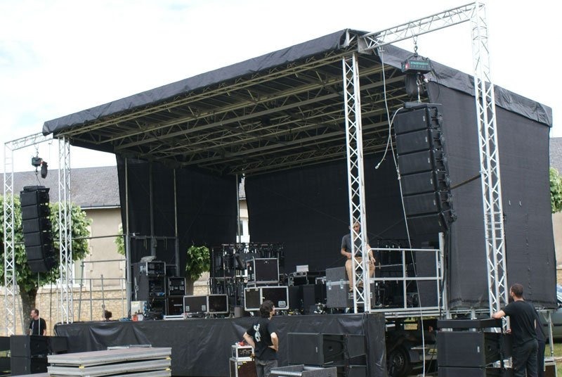 Scène mobile Europodium Hydrau IV de 9 x 6,7m