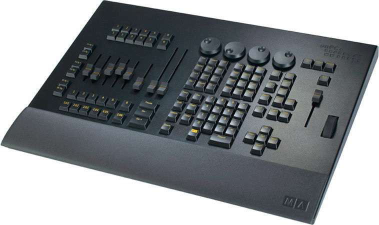Console lumière Command Wing 2 MA Lighting (tour pack)