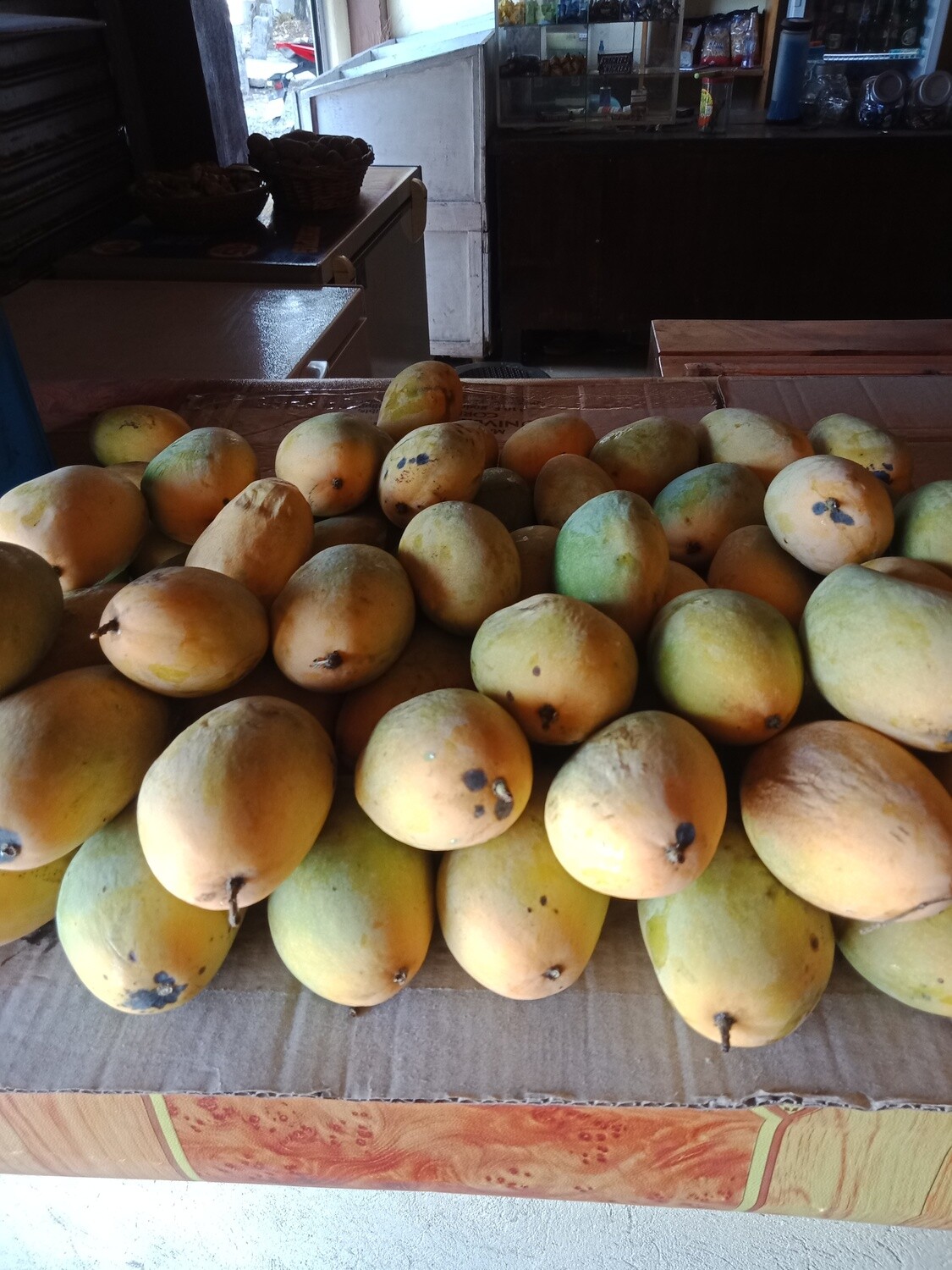 riped mango