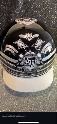 Lackierter Helm