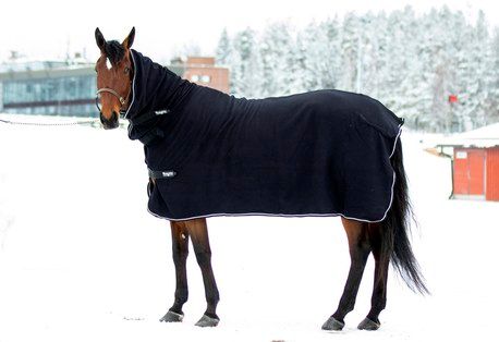 Wahlsten Fleececooler HIIT – Abschwitzdecke mit Halsteil, Schwarz