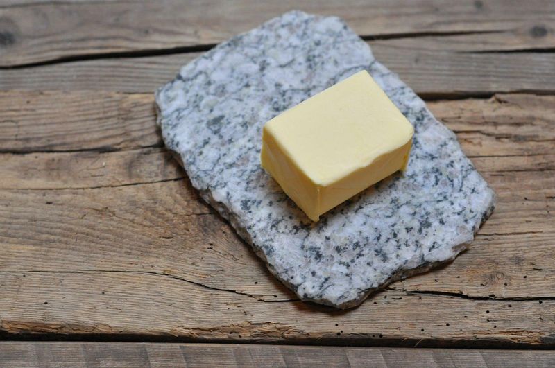 Beurrier en granit du Mont-Blanc