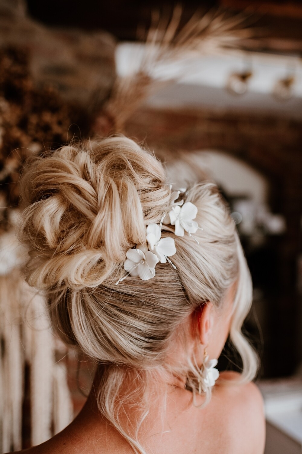 Porcelain Flowers Hair Comb