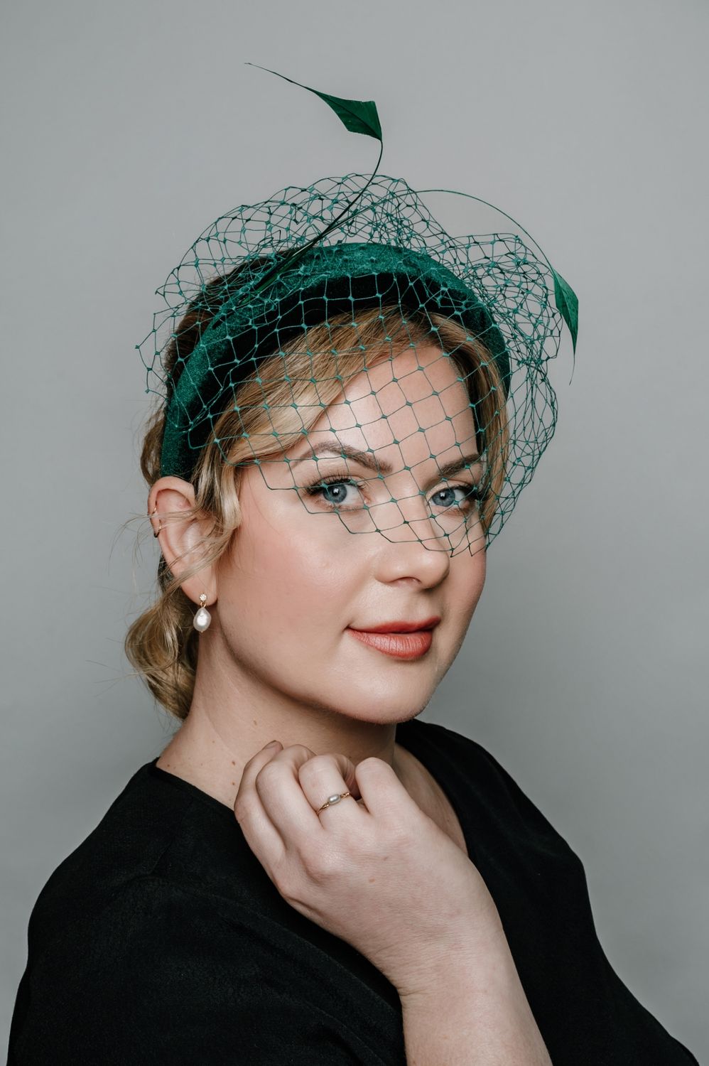 Velvety Halo Headbands With Veiling