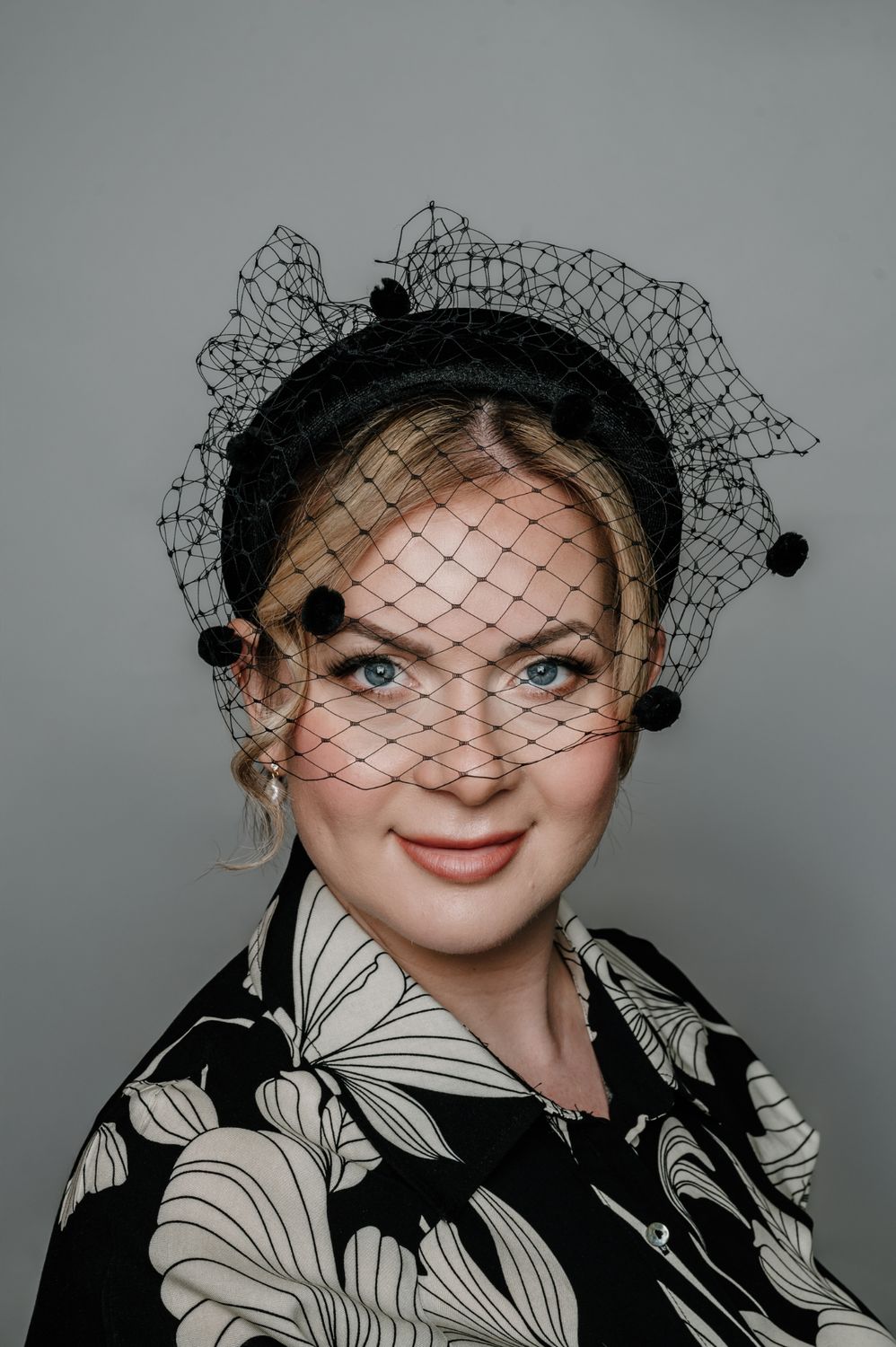  Velvety Halo Headbands With Veiling