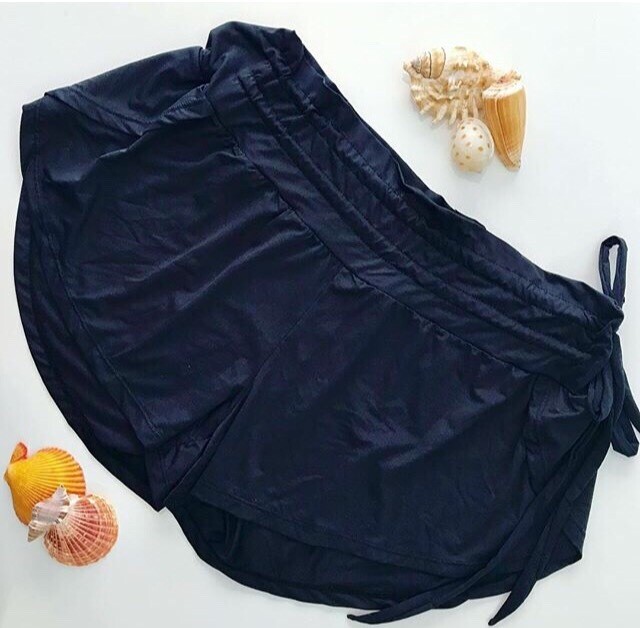 Shorts de praia. Malha .