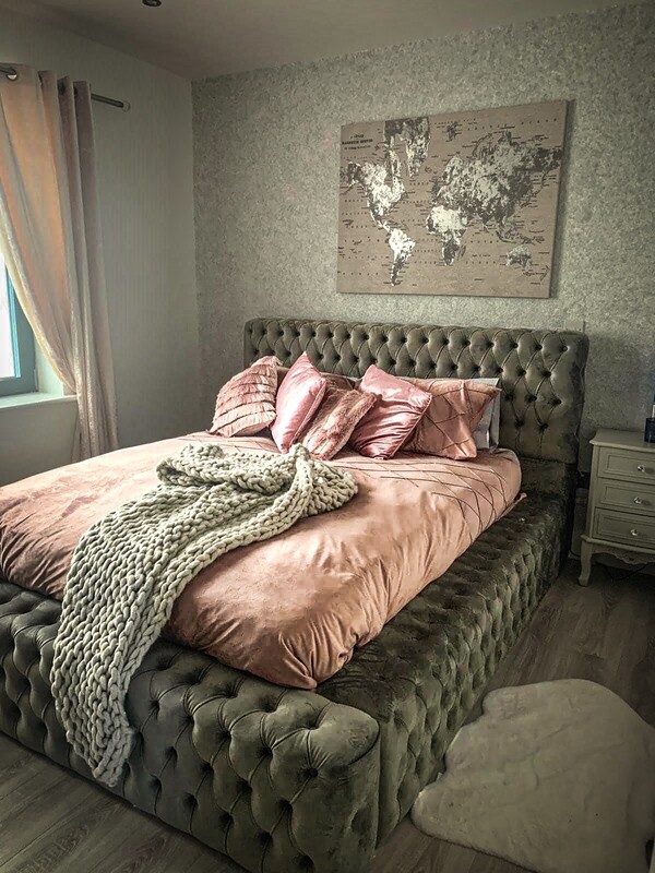 Vegas bed frame (54 inch high headboard)