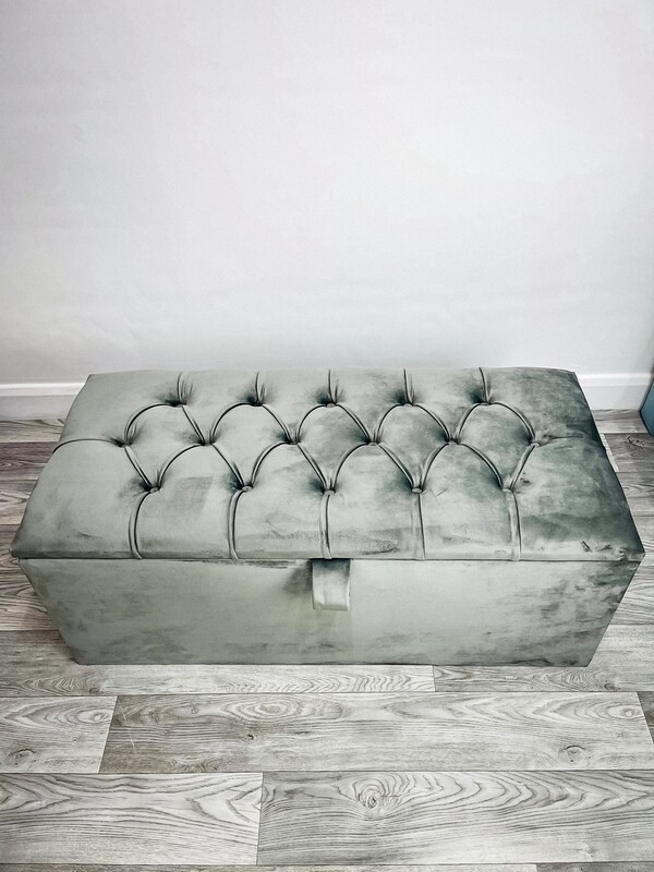 Blanket box