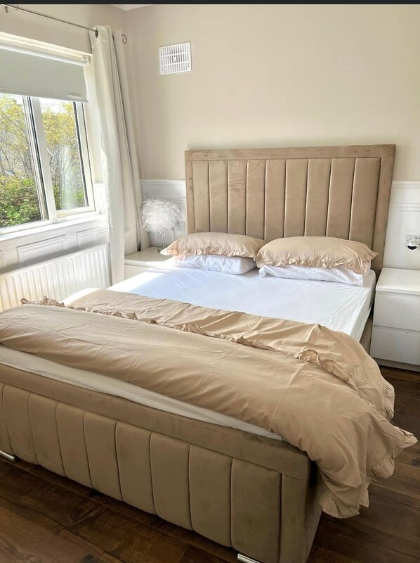 Holly bed bundle