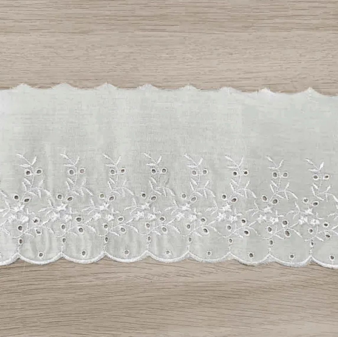 Festonspitze glänzend, 11cm Festonspitze glänzend, 11cm