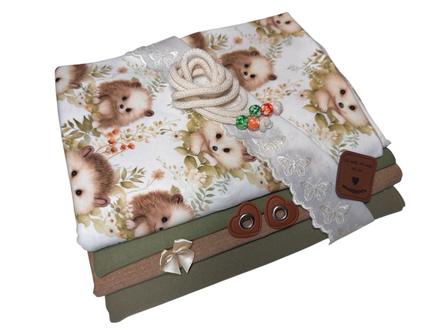 Großes Jersey Stoffpaket Niedliche Igel auf Weiß Großes Jersey Stoffpaket Niedliche Igel auf Weiß