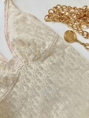 CHRISTIAN DIOR