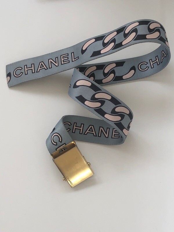 VINTAGE CHANEL BLUE CHAIN PRINT LOGO WEBBING BELT WITH GOLD BUCKLE