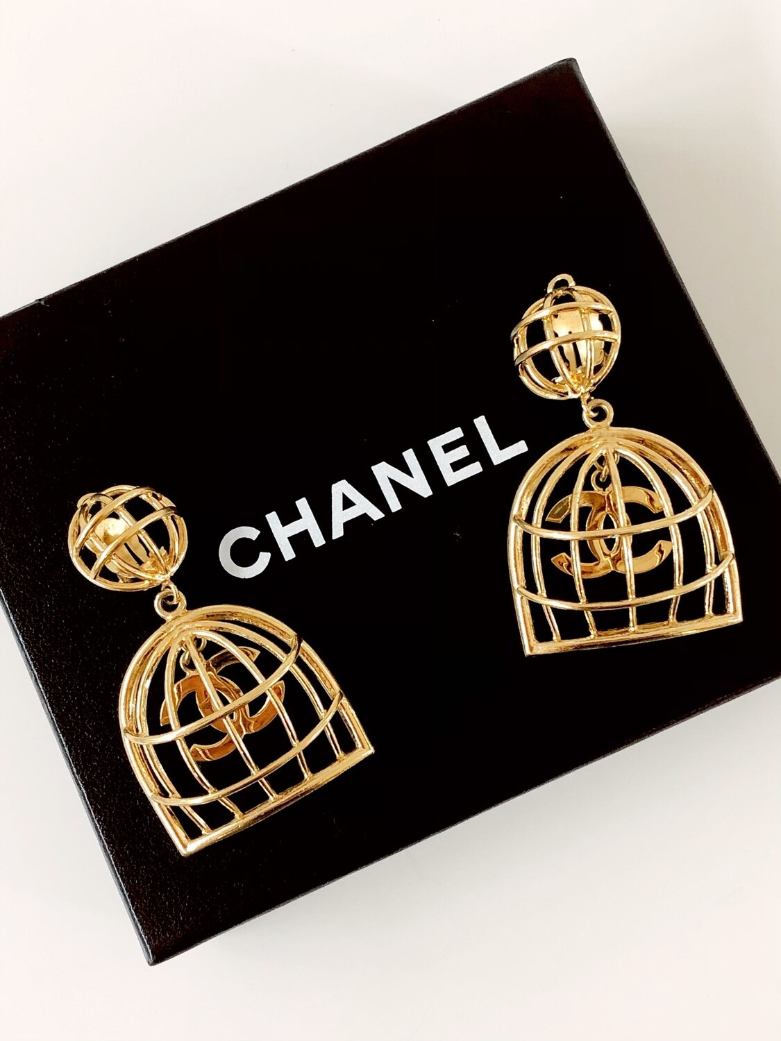 VINTAGE 90s CHANEL GOLD BIRDCAGE EARRINGS - RARE!