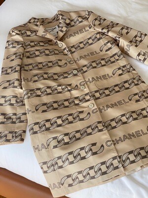 VINTAGE CHANEL CC CHAIN PRINT SILK TRENCH JACKET COAT FR 40 / US 8