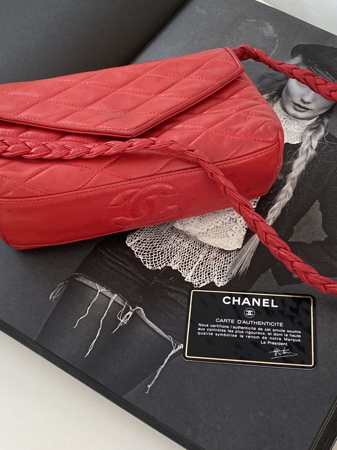 VINTAGE CHANEL CC QUILTED RED LEATHER BRAIDED STRAP SHOULDER BAG