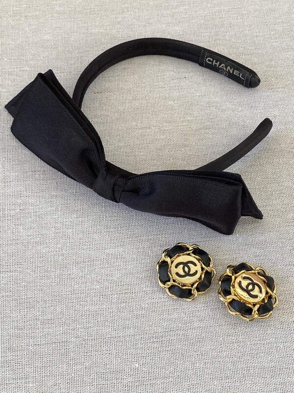 CHANEL BLACK SATIN BOW HEADBAND HAIR BAND ACCESSORY