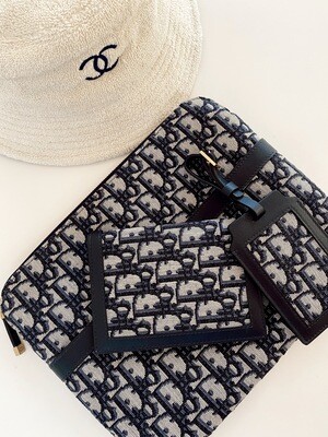 CHRISTIAN DIOR