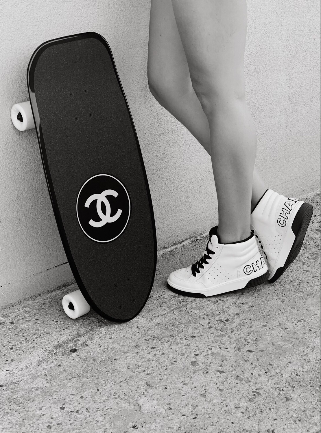 CHANEL CC LOGO QUILT DESIGN SKATEBOARD