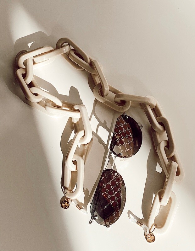 GUCCI GG CHARM OVERSIZED SUNGLASSES CHAIN