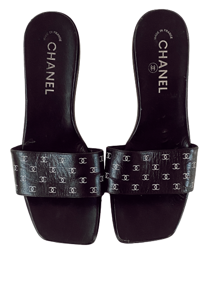 CHANEL VINTAGE CC LOGO BLACK WHITE LEATHER WOOD MULES IT 39 / US 8