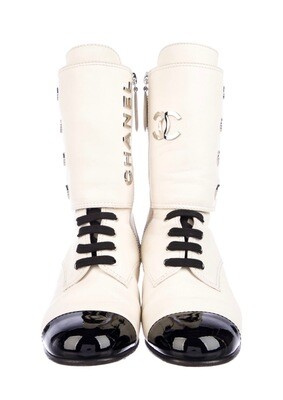 CHANEL Shiny Calfskin Patent Quilted Chain Lace Up Combat Boots 39