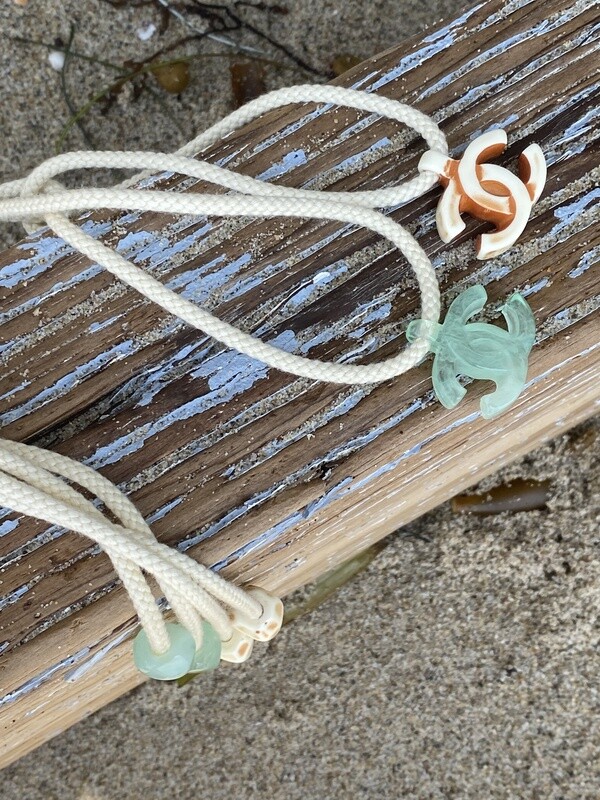 CHANEL BEIGE CC LOGO VINTAGE PENDANT CHARM ROPE NECKLACE