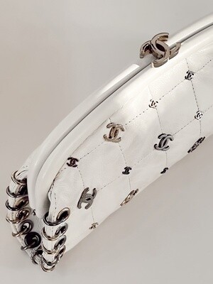 CHANEL CC STUDS CHARMS WHITE LEATHER PUNK CLUTCH
