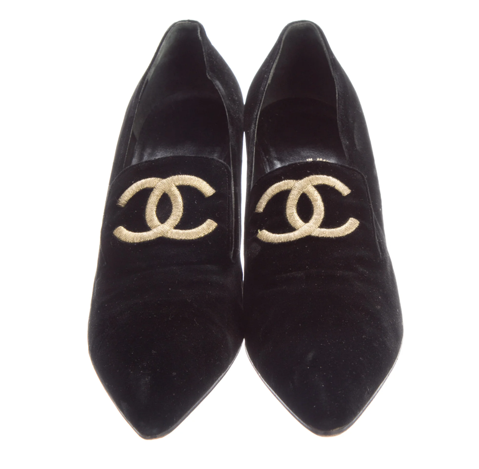 CHANEL CC LOGO VINTAGE HEELS BLACK VELVET IT 40.5