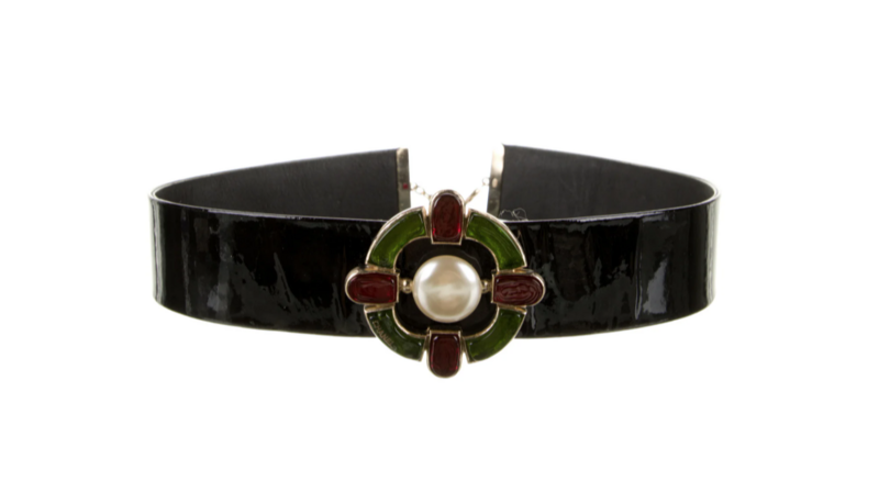 CHANEL GRIPOIX STONE CC CHARM BLACK PATENT LEATHER BELT