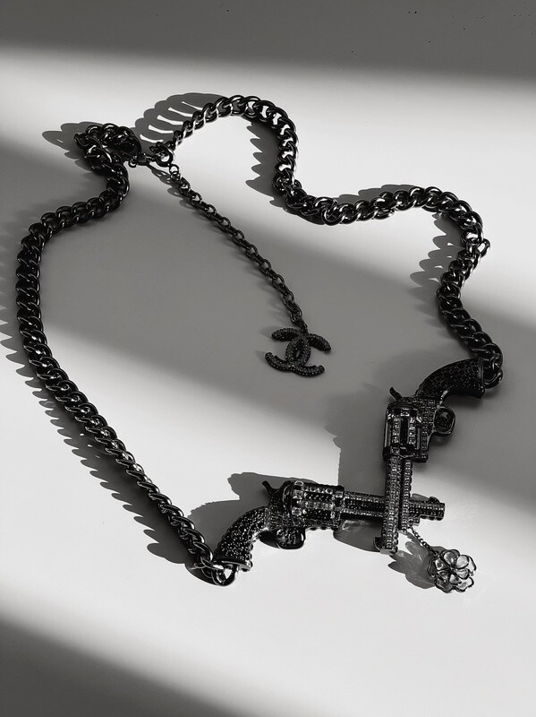 CHANEL 2014 PARIS-DALLAS DOUBLE GUN CC CHAIN BELT NECKLACE