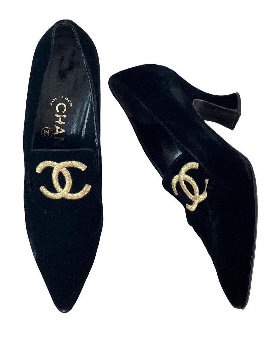 CHANEL CC LOGO VINTAGE HEELS BLACK VELVET IT 39