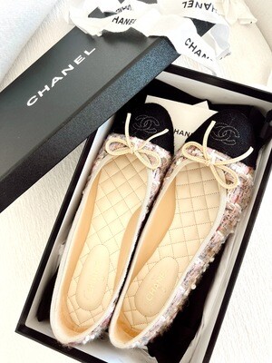 CHANEL CC TWEED AND LEATHER BALLET FLATS WITH BOW IT 38.5
