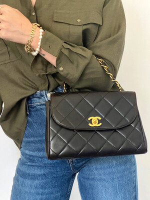 CHANEL VINTAGE DARK BROWN QUILTED LEATHER KELLY CC FLAP