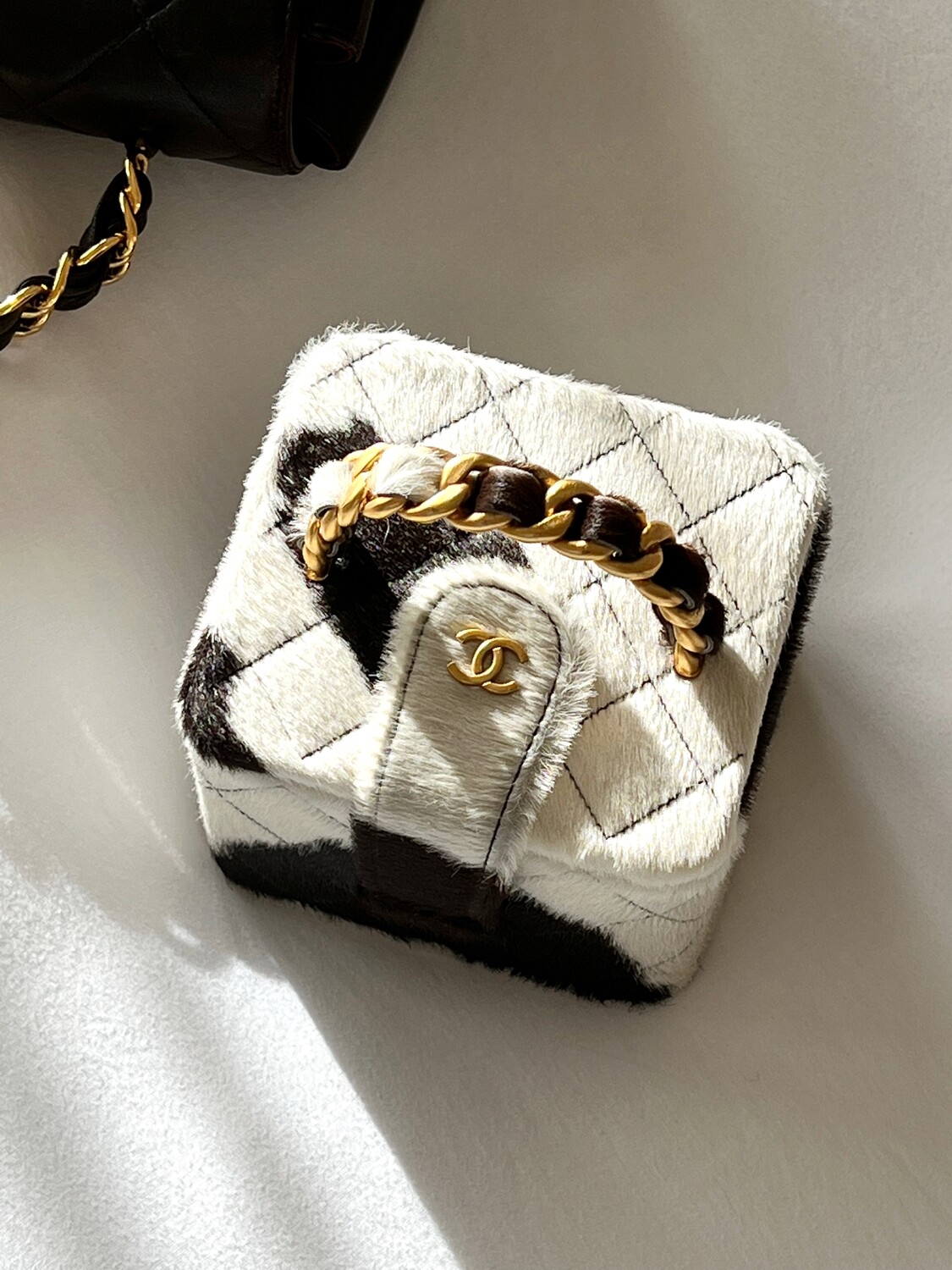 Box store chanel bag