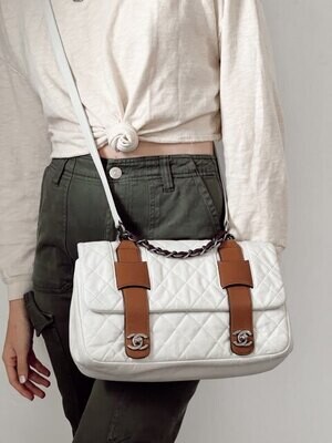 ​CHANEL VINTAGE WHITE QUILTED LEATHER DOUBLE CC TURN-LOCK 2 WAY BAG