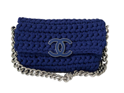 CHANEL BLUE WOVEN CROCHET FLAP SHOULDER BAG WITH THICK CHAIN