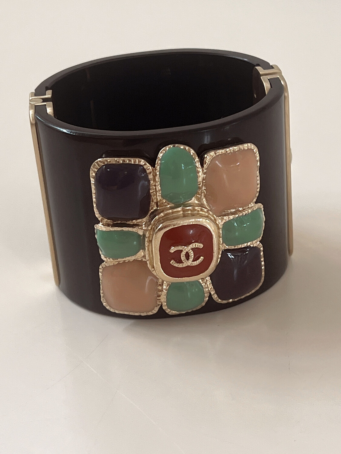 VINTAGE CHANEL CC GRIPOIX BANGLE CUFF BRACELET