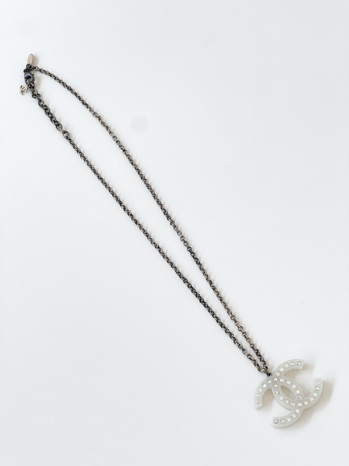 CHANEL VINTAGE CC LOGO RHINESTONE PENDANT NECKLACE