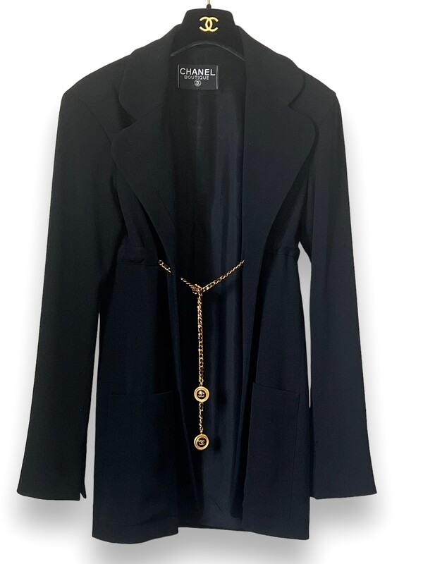 CHANEL VINTAGE GOLD CHAIN CC MEDALLION BLACK JACKET BLAZER