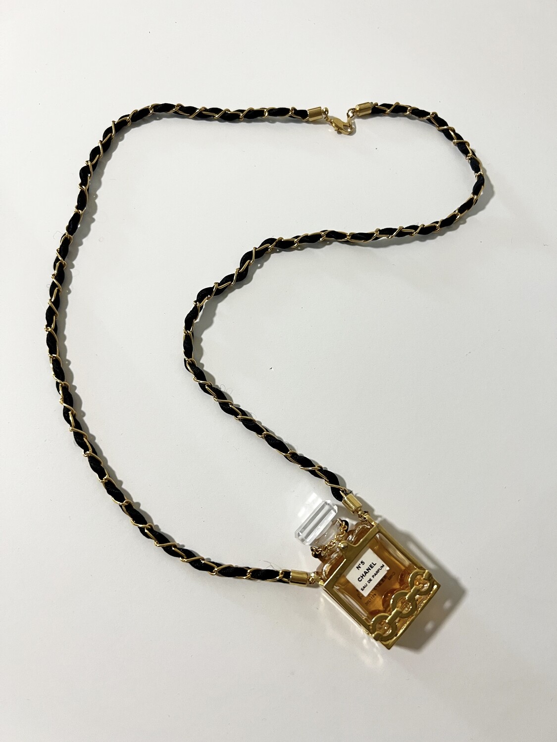 CHANEL VINTAGE PARFUM BOTTLE CHAIN NECKLACE WITH CASE