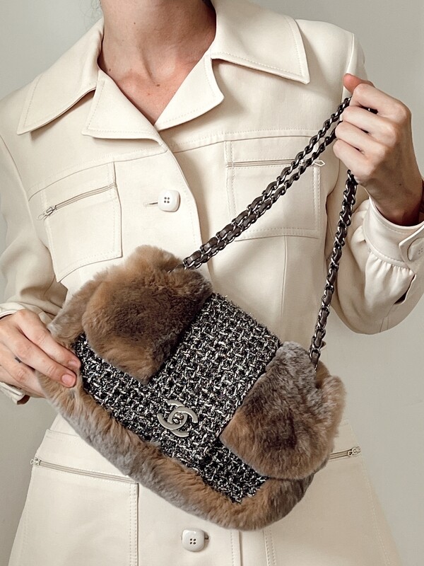 CHANEL CC TURNLOCK REAL FUR TWEED CLASSIC FLAP SHOULDER BAG