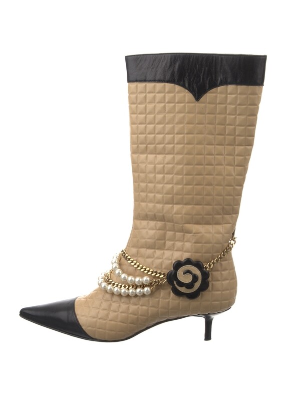 CHANEL BEIGE BLACK QUILTED BOOTS WITH CAMELLIA FLOWER PEARLS AND CC CHARM IT 39.5
