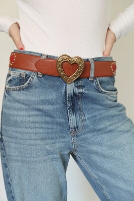 MOSCHINO VINTAGE LEATHER HEART BELT