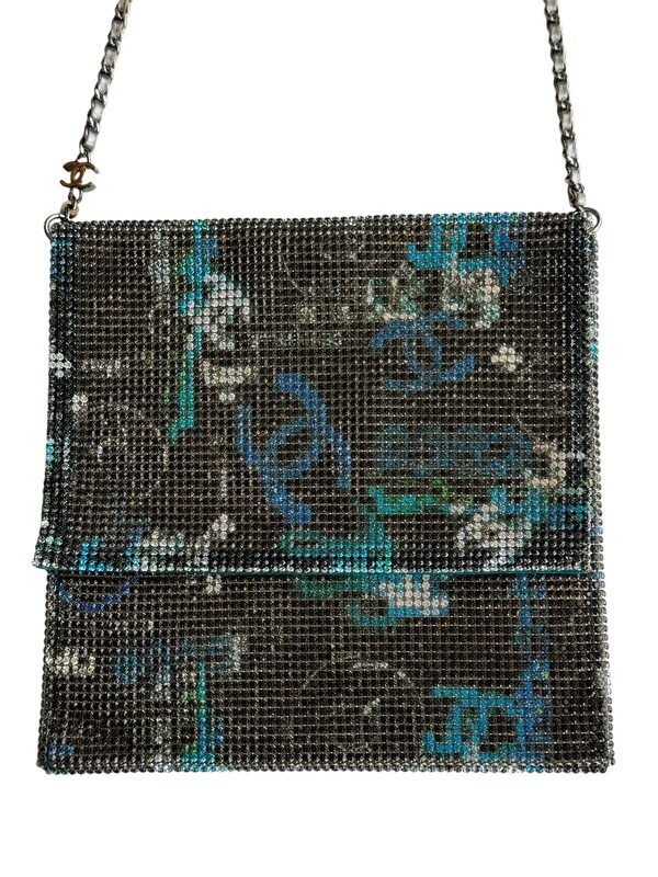 CHANEL RARE VINTAGE CC GRAFFITI PRINT CHAINMAIL MESH FLAP CROSSBODY BAG