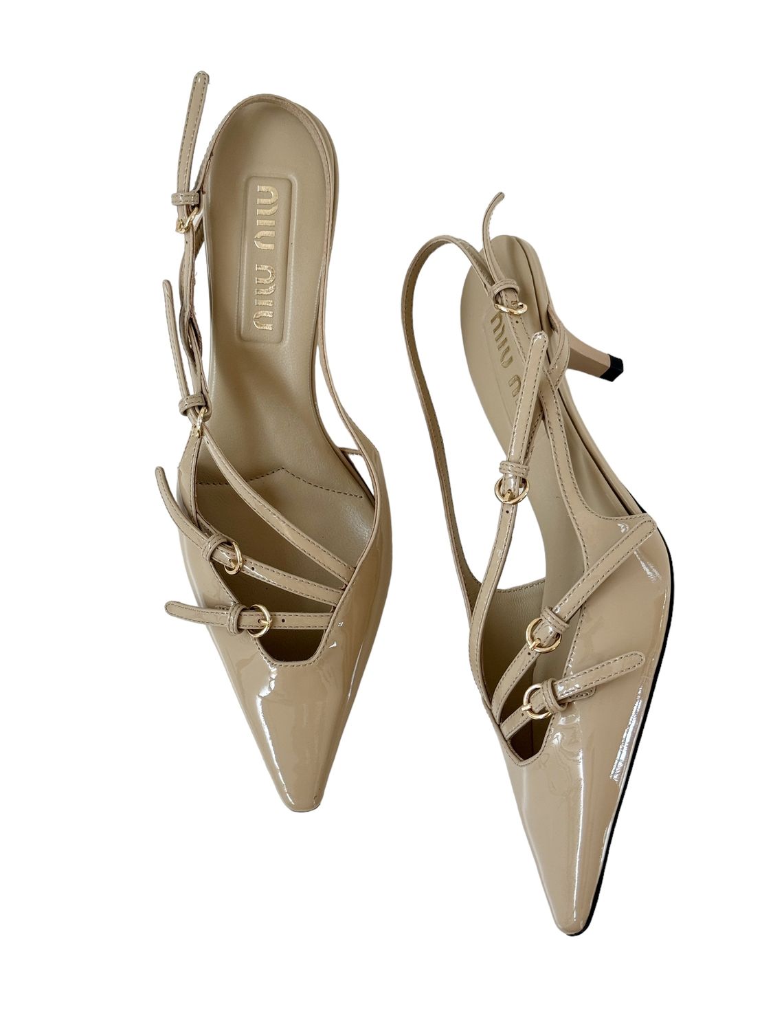 MIU MIU BEIGE PATENT LEATHER BUCKLE DETAIL SLINGBACK HEELS / IT 37