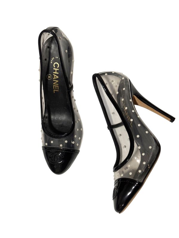 CHANEL CC BLACK CAP TOE PEARL DETAIL HEELS  IT 38