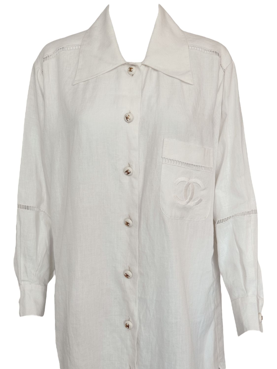 CHANEL RARE VINTAGE WHITE CC OVERSIZED BUTTON DOWN BLOUSE TOP
